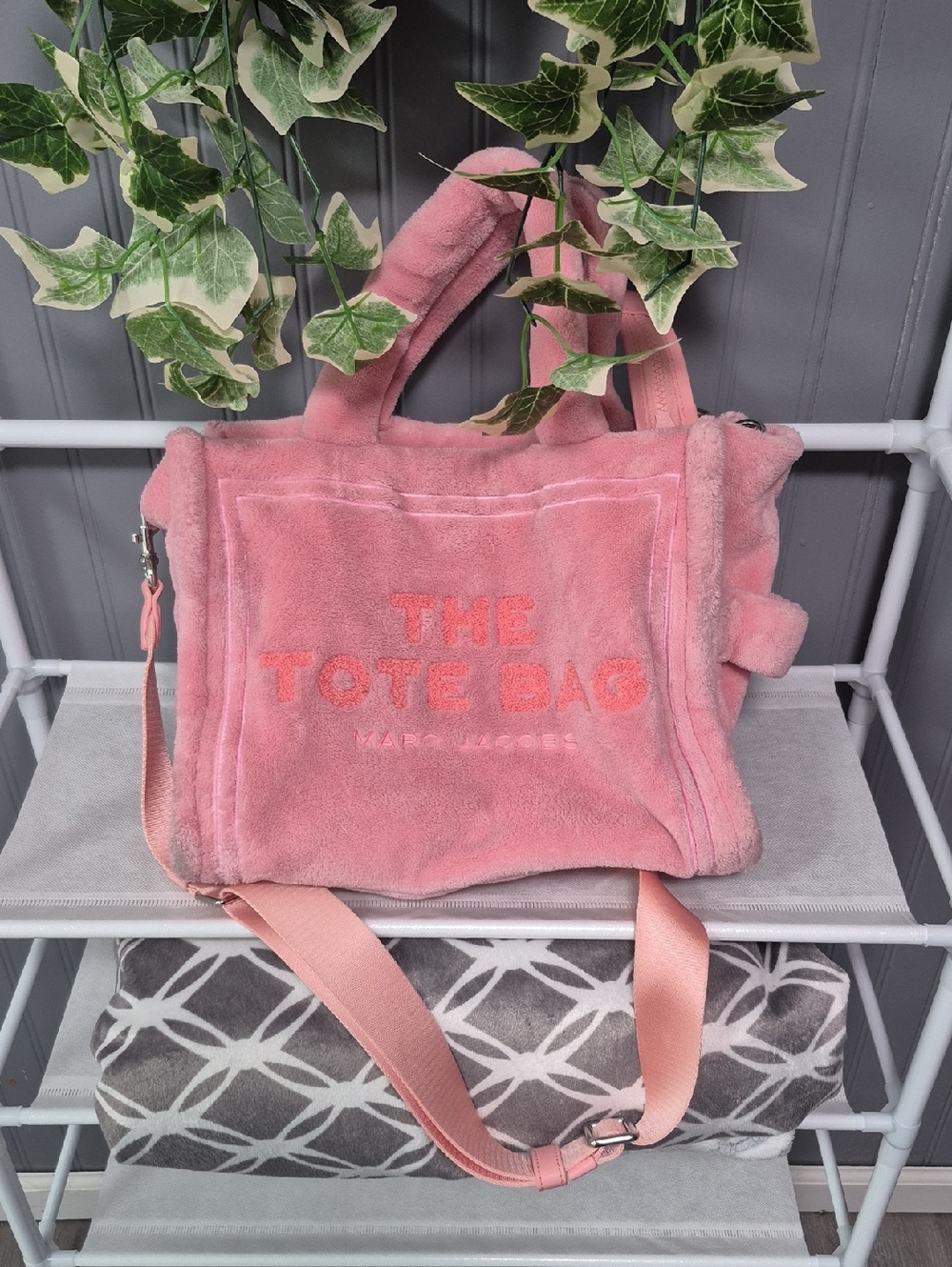 Marc Jacobs The Tote Bag